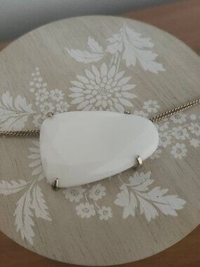 Kendra Scott White Gold Pendant Necklace